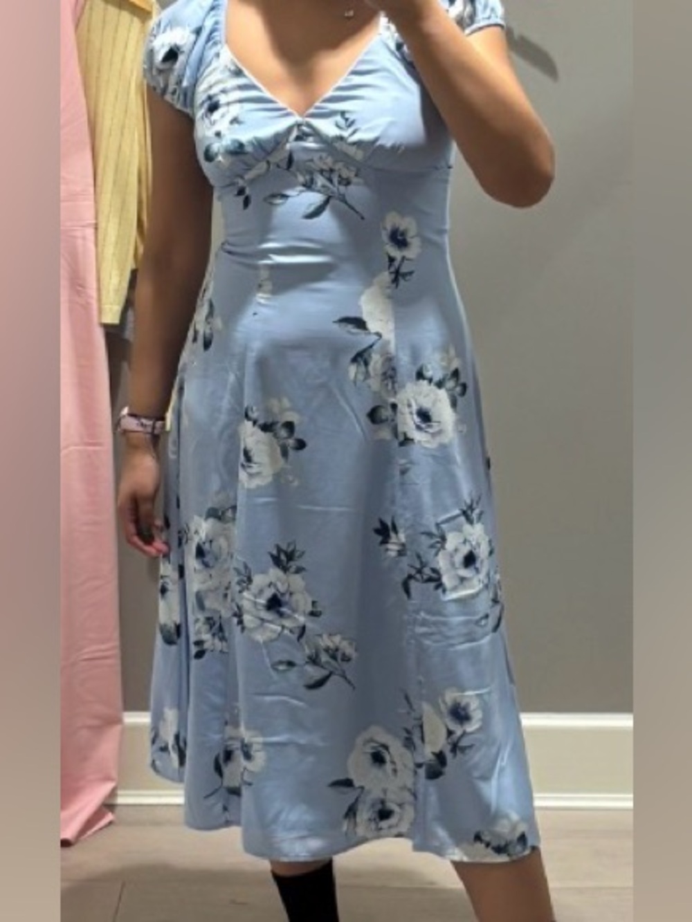 Francesca's Collections Light Blue Floral Midi Dress-Skirt